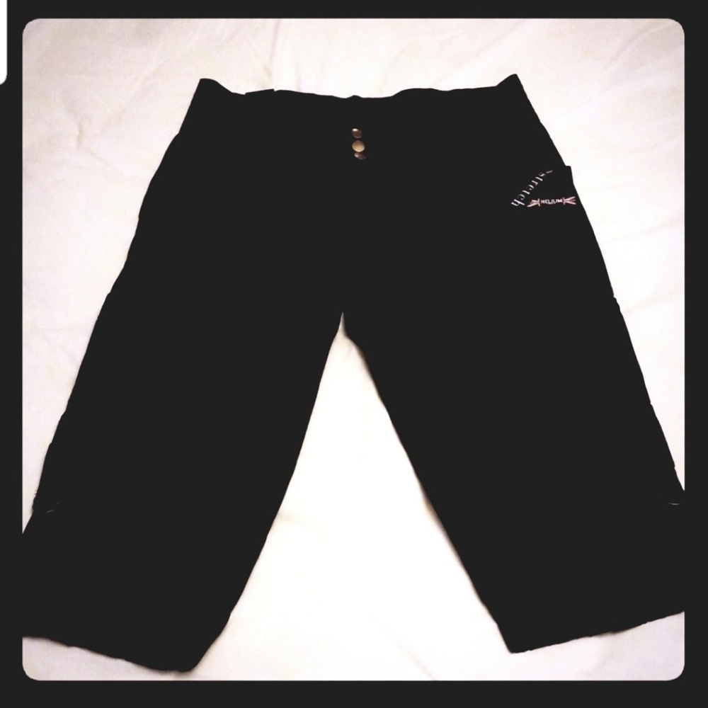 Helium London Cargo Capri